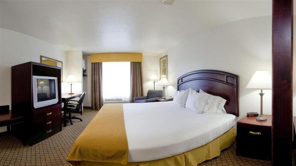 Holiday Inn Express & Suites Le Mars By Ihg Exterior foto