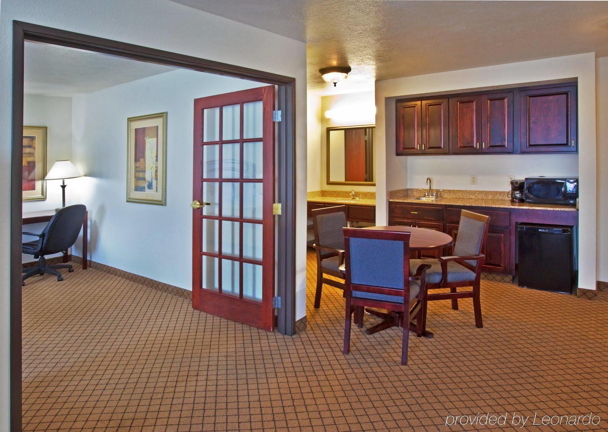 Holiday Inn Express & Suites Le Mars By Ihg Zimmer foto
